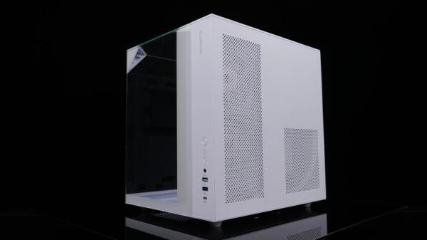 Defender - Корпус компьютерный CryoCube (КриоКуб)